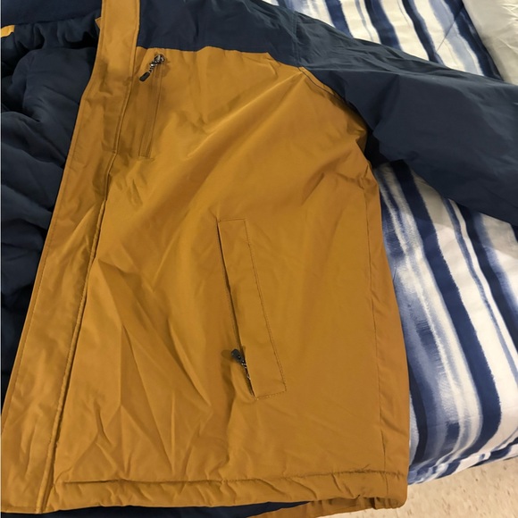 Swiss Tech Men's Navy and Brown Puffer Jacket - Picture 8 of 11